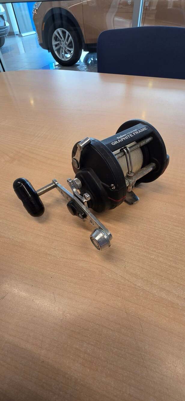 Daiwa Sealine SL175H Graphite Frame Conventional Fishing Reel